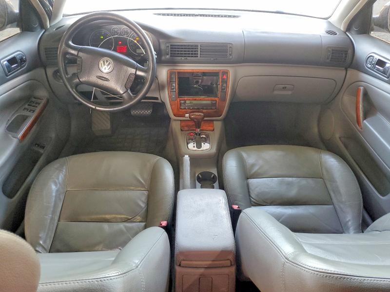 2005 Volkswagen Passat მანქანა იყიდება აუქციონზე, vin: WVWWU63B05E129879, აუქციონის ნომერი: 67922056
