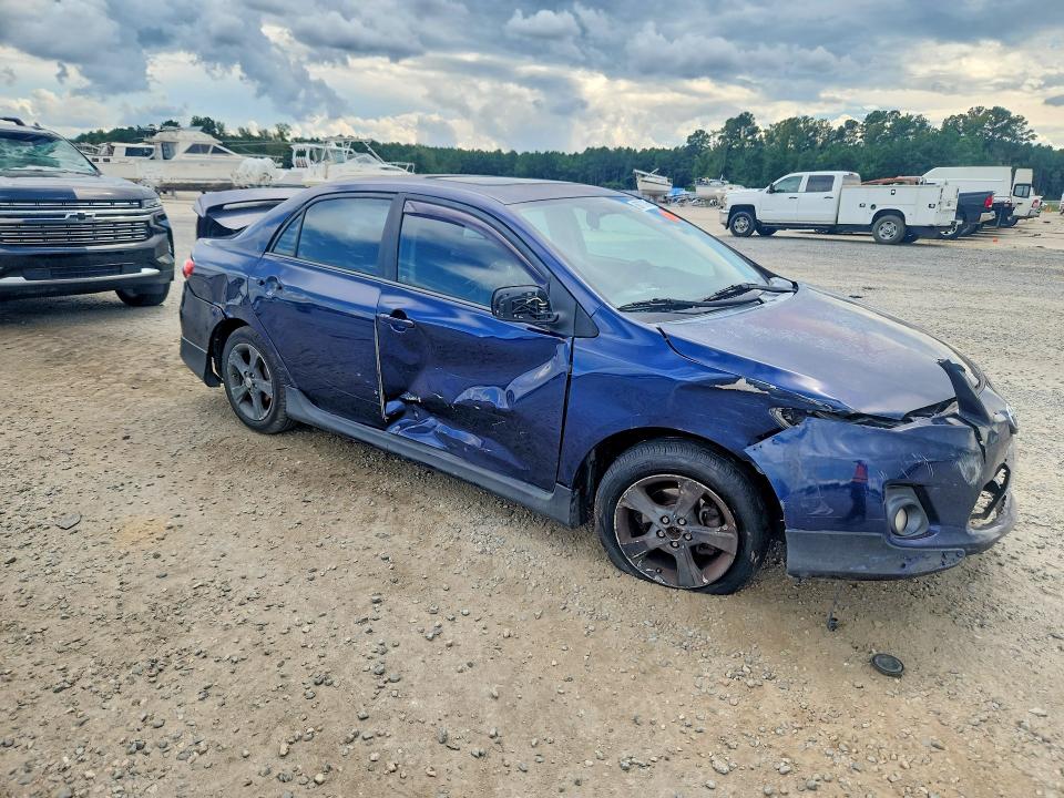 68772076 :رقم المزاد ، 5YFBU4EE6CP052977 vin ، 2012 Toyota Corolla مزاد بيع