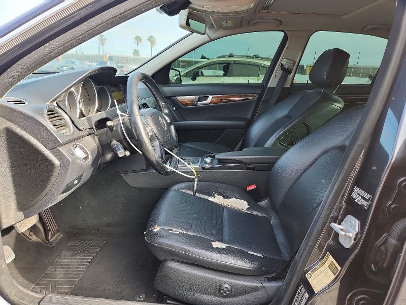 69543346 :رقم المزاد ، WDDGF4HBXCR238647 vin ، 2012 Mercedes-benz C مزاد بيع