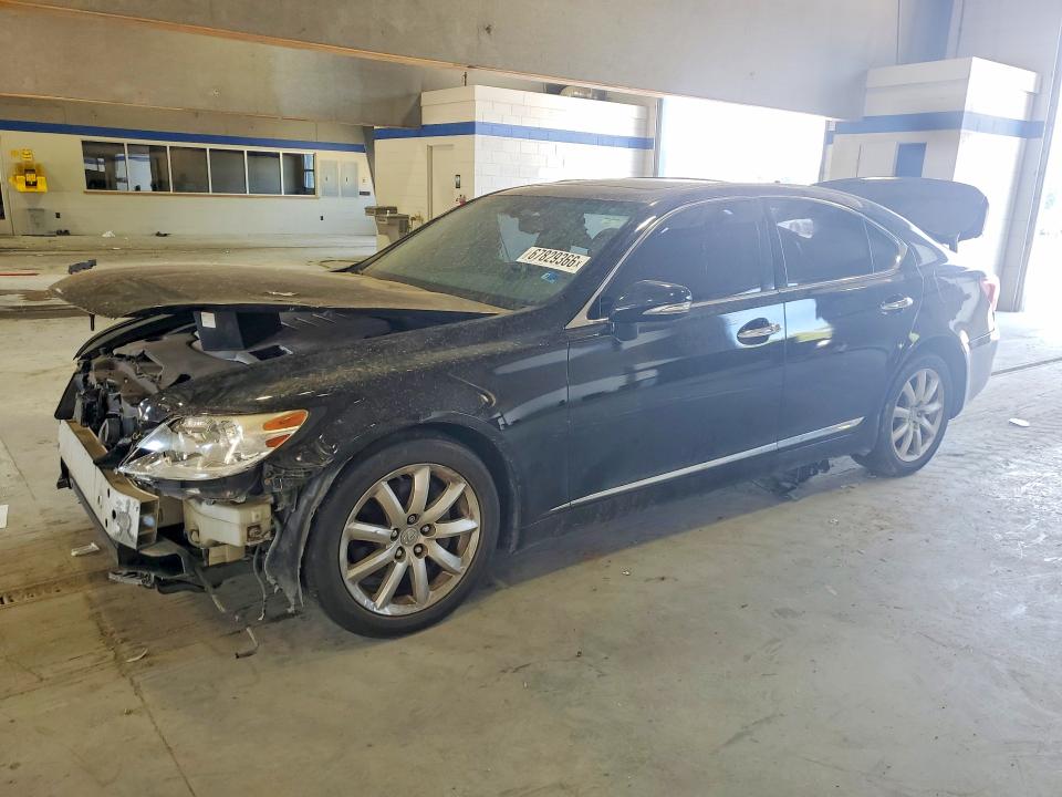 67829366 :رقم المزاد ، JTHBL5EF2B5106061 vin ، 2011 Lexus Ls مزاد بيع