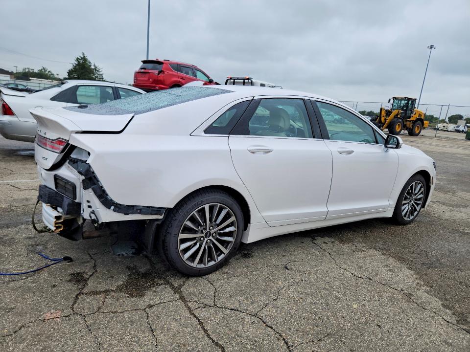 Продажа на аукционе авто 2017 Lincoln Mkz, vin: 3LN6L5C98HR611586, номер лота: 68744776