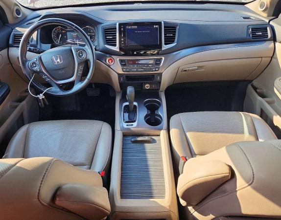67427836 :رقم المزاد ، 5FPYK3F68HB004327 vin ، 2017 Honda Ridgeline مزاد بيع