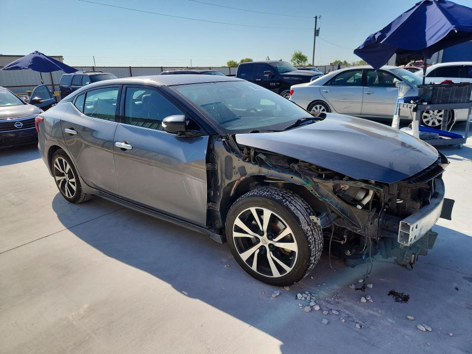 68308636 :رقم المزاد ، 1N4AA6AP5JC377834 vin ، 2018 Nissan Maxima مزاد بيع