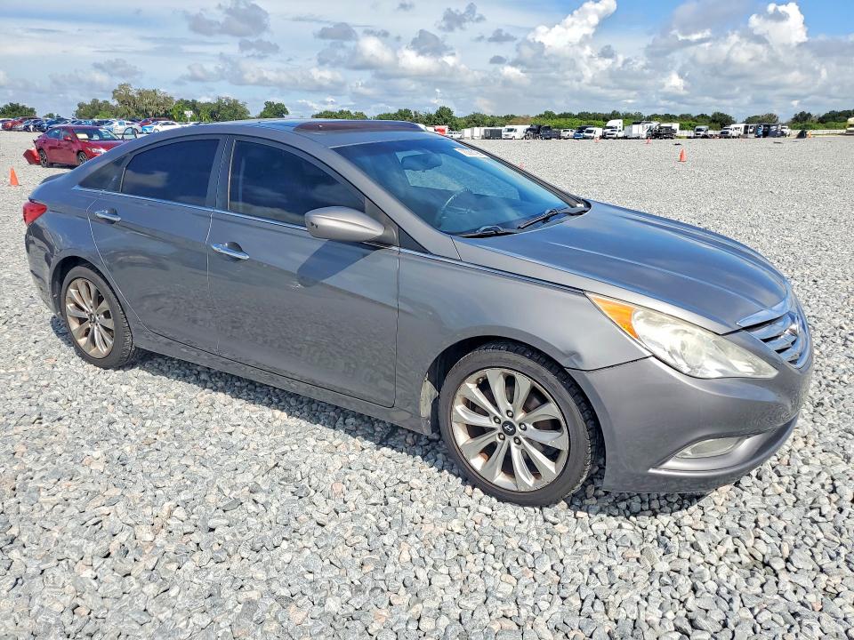 70086196 :رقم المزاد ، 5NPEC4AC6DH631485 vin ، 2013 Hyundai Sonata مزاد بيع