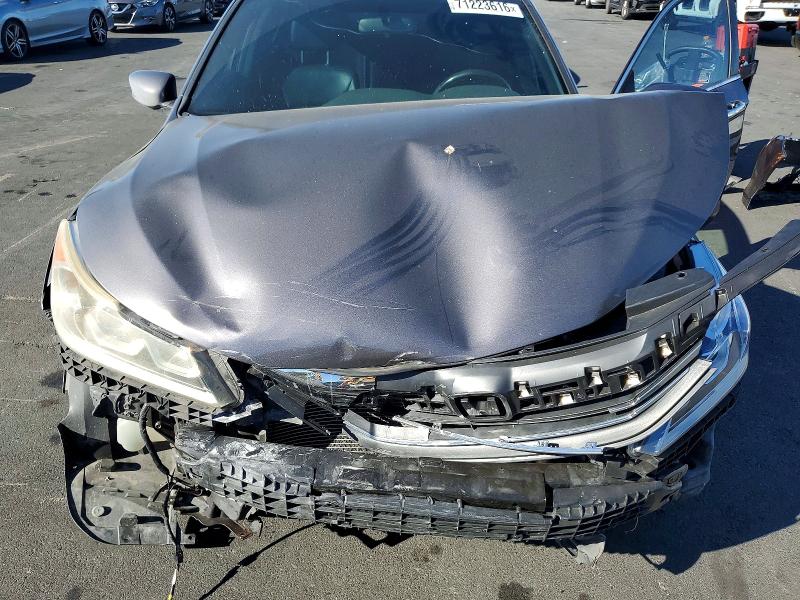 Aukcja sprzedaży 2017 Honda Accord, vin: 1HGCR2F10HA182191, numer aukcji: 71223616