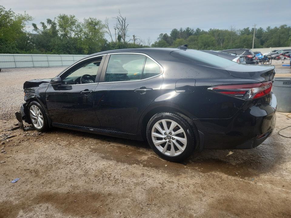 Auction sale of the 2022 Toyota Camry, vin: 4T1C11AK0NU641922, lot number: 67697296