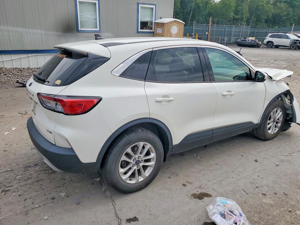 68185336 :رقم المزاد ، 1FMCU9G6XLUC15815 vin ، 2020 Ford Escape مزاد بيع