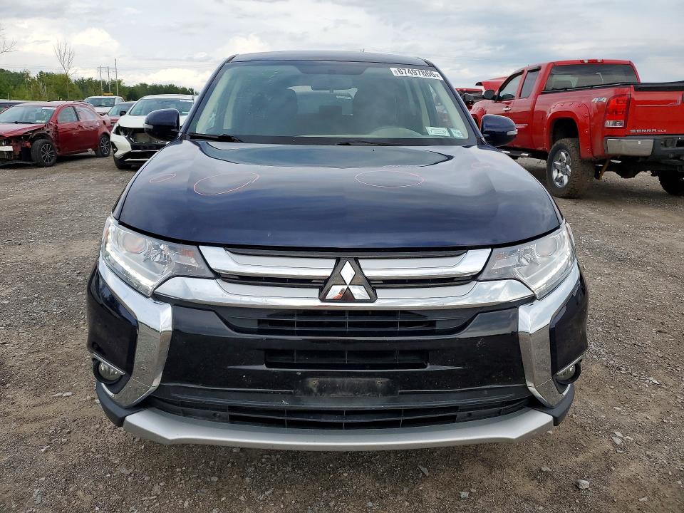 Продажа на аукционе авто 2017 Mitsubishi Outlander, vin: JA4AZ3A33HZ062370, номер лота: 67497866