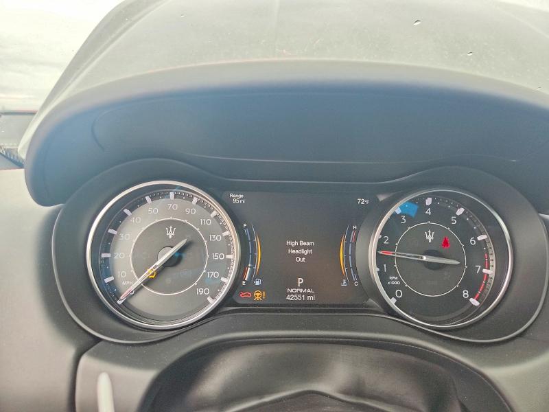 2022 Maserati Ghibli მანქანა იყიდება აუქციონზე, vin: ZAM57YTM0N1391937, აუქციონის ნომერი: 68670546