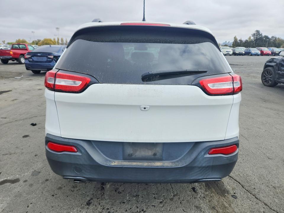 69637056 :رقم المزاد ، 1C4PJMAB6GW157011 vin ، 2016 Jeep Cherokee مزاد بيع