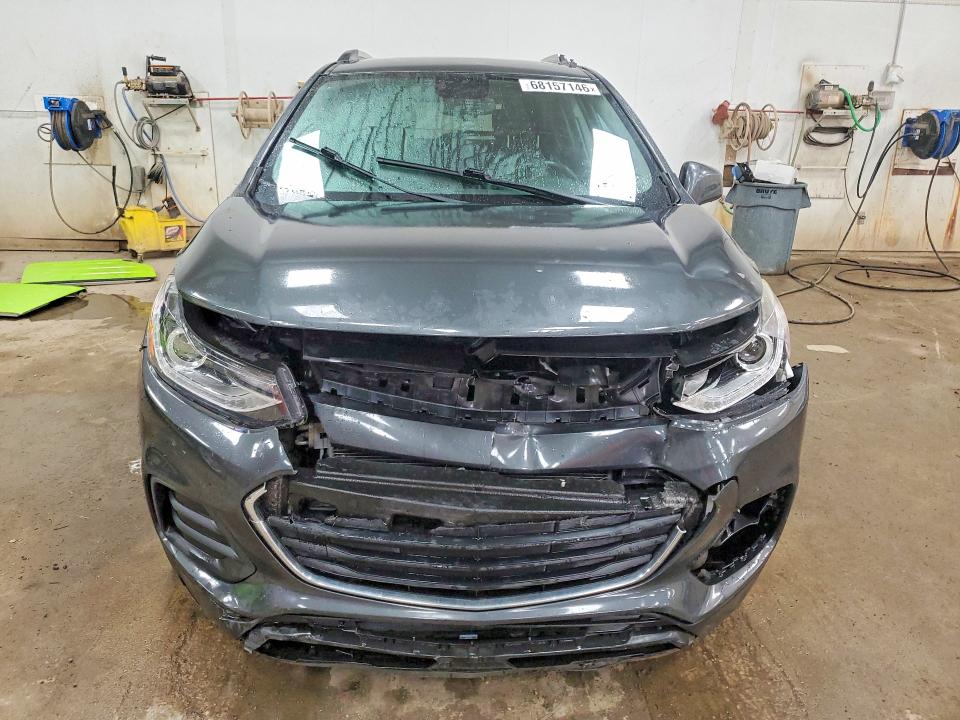 68157146 :رقم المزاد ، KL7CJPSB6JB717572 vin ، 2018 Chevrolet Trax مزاد بيع