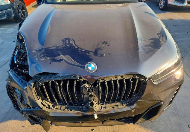 69705566 :رقم المزاد ، 5UX23EU08S9Z13075 vin ، 2025 Bmw X5 مزاد بيع