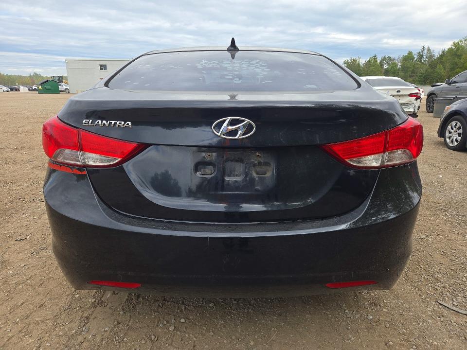 2013 Hyundai Elantra მანქანა იყიდება აუქციონზე, vin: 5NPDH4AE2DH413204, აუქციონის ნომერი: 65925346