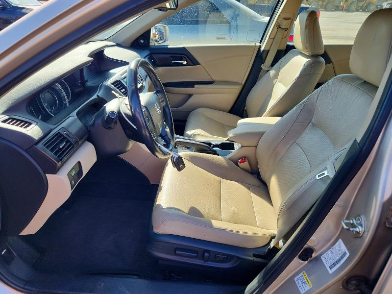 70136146 :رقم المزاد ، 1HGCR2F85FA086499 vin ، 2015 Honda Accord مزاد بيع