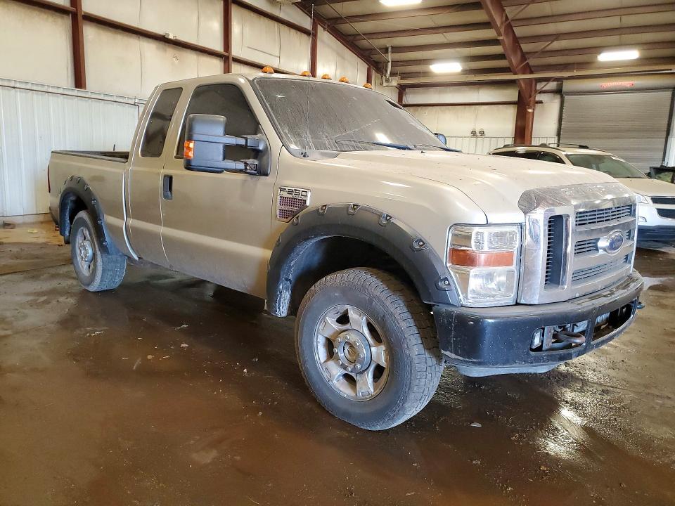 70464276 :رقم المزاد ، 1FTSX2BR6AEA08717 vin ، 2010 Ford F250 مزاد بيع