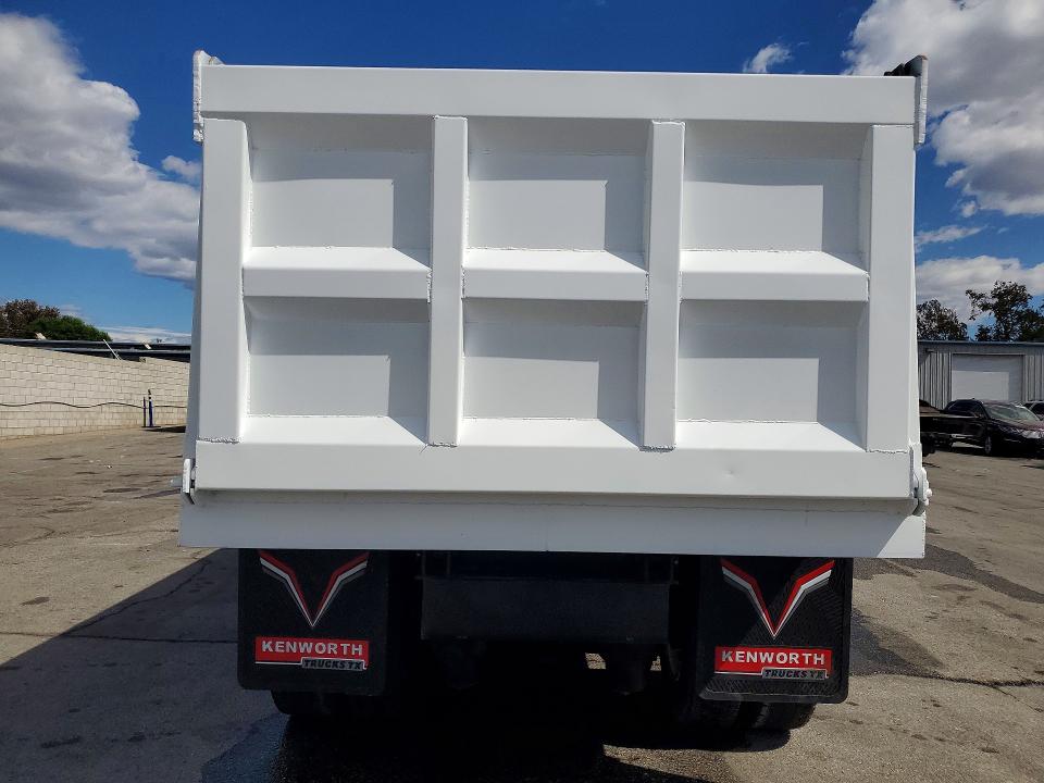 2017 Kenworth T680 მანქანა იყიდება აუქციონზე, vin: 1XKYA48X2HJ160397, აუქციონის ნომერი: 71040416