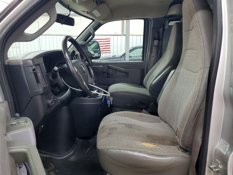 67773616 :رقم المزاد ، 1GCWGAFP5J1309328 vin ، 2018 Chevrolet Express 2500 مزاد بيع
