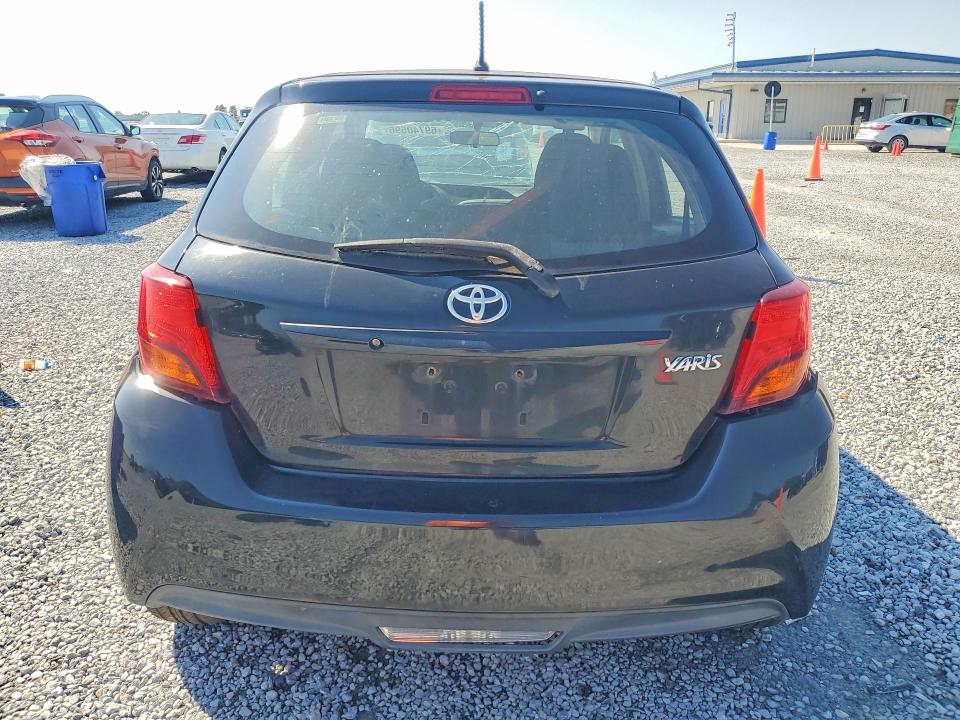 2015 Toyota Yaris მანქანა იყიდება აუქციონზე, vin: VNKKTUD32FA037685, აუქციონის ნომერი: 69740596