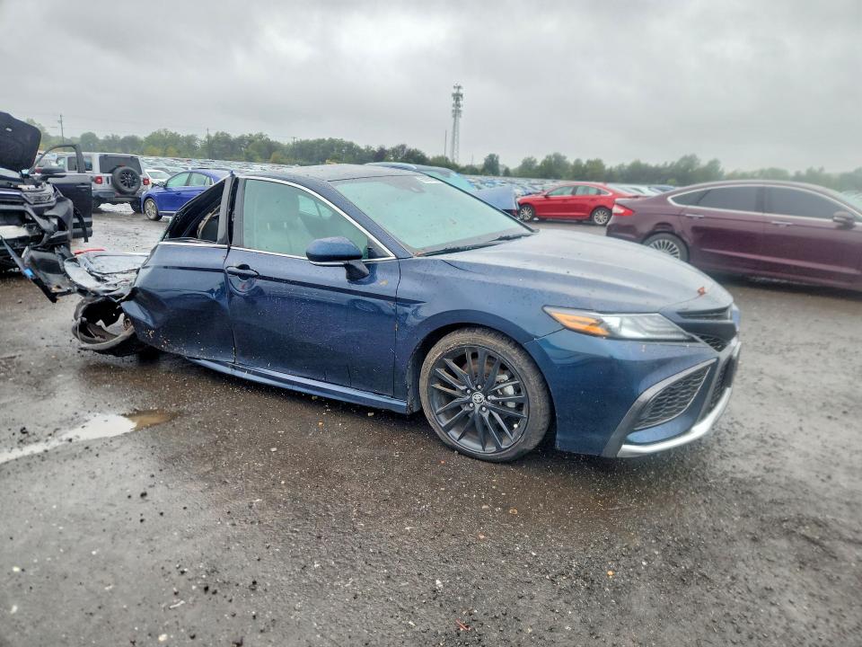 Продажа на аукционе авто 2021 Toyota Camry, vin: 4T1K61AK3MU517672, номер лота: 65050196