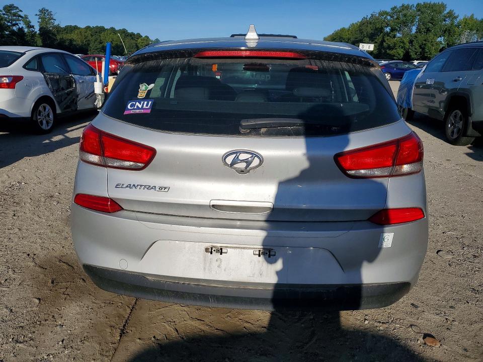 2018 Hyundai Elantra Gt მანქანა იყიდება აუქციონზე, vin: KMHH35LE5JU012486, აუქციონის ნომერი: 68202256