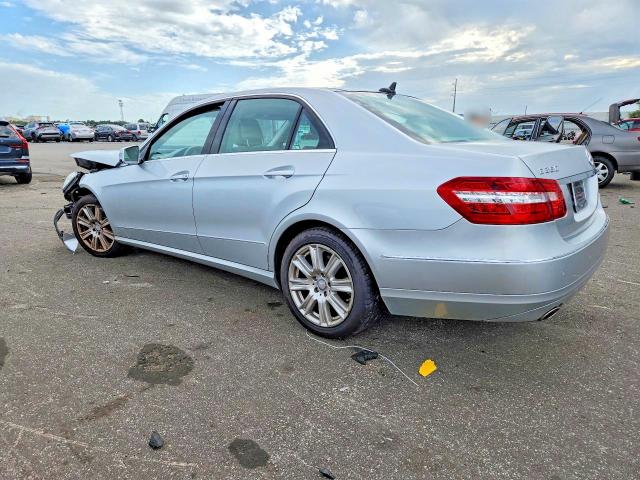 68995426 :رقم المزاد ، WDDHF2EB2DA713219 vin ، 2013 Mercedes-benz E مزاد بيع