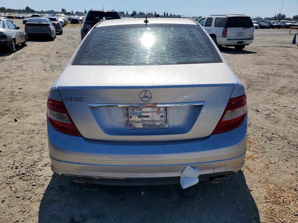 2010 Mercedes-benz C მანქანა იყიდება აუქციონზე, vin: WDDGF5EB5AR116687, აუქციონის ნომერი: 68803836