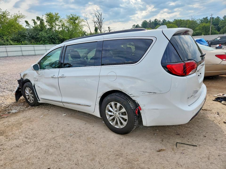 67662706 :رقم المزاد ، 2C4RC1BG5HR576960 vin ، 2017 Chrysler Pacifica مزاد بيع