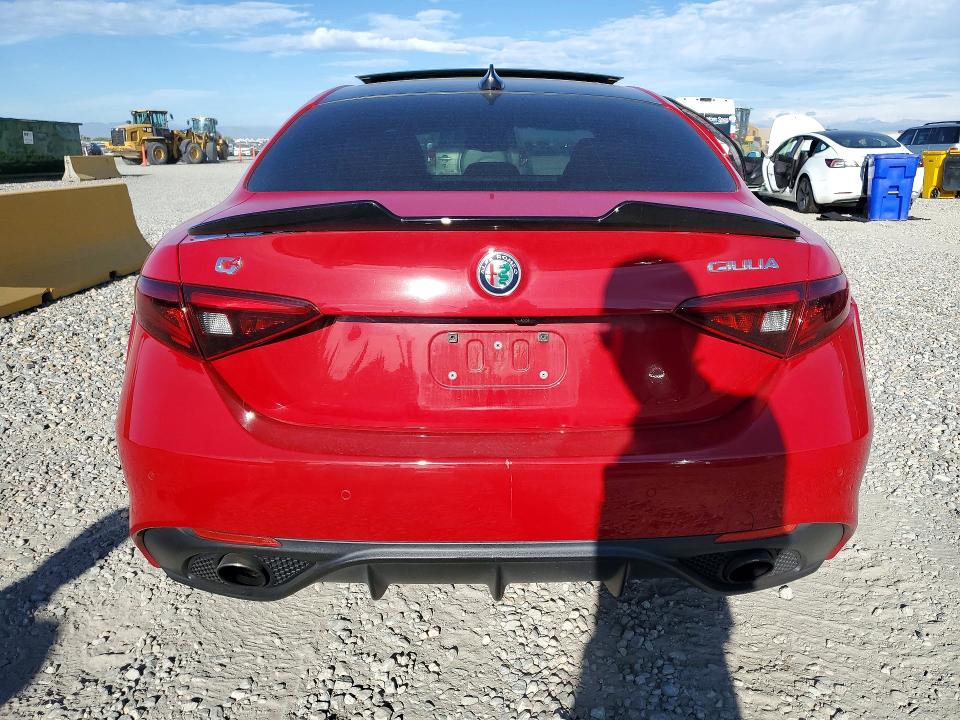 2017 Alfa Romeo Giulia მანქანა იყიდება აუქციონზე, vin: ZARFAEDN0H7558501, აუქციონის ნომერი: 69090806