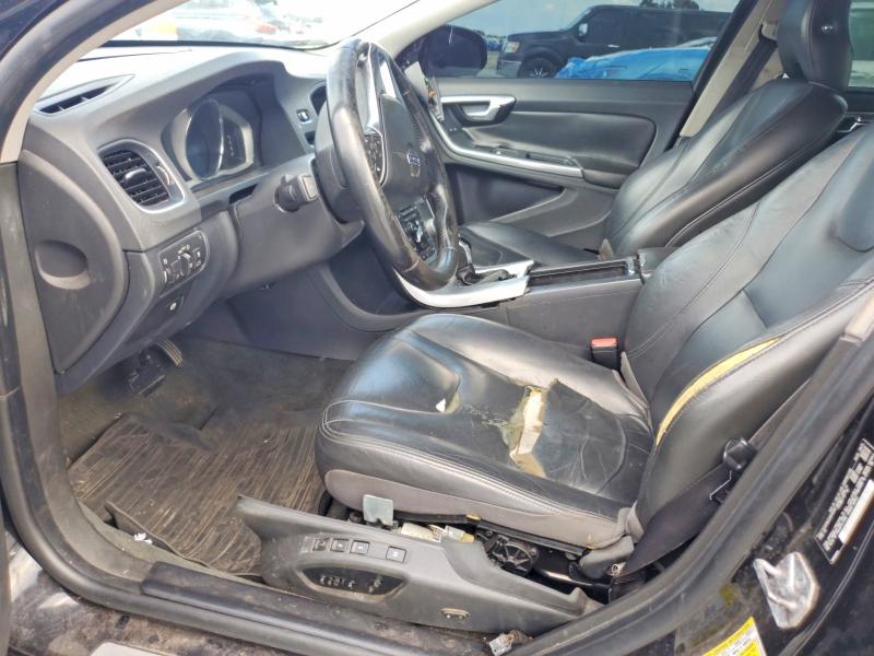 2018 Volvo S60 მანქანა იყიდება აუქციონზე, vin: LYV402HK8JB170596, აუქციონის ნომერი: 70048546