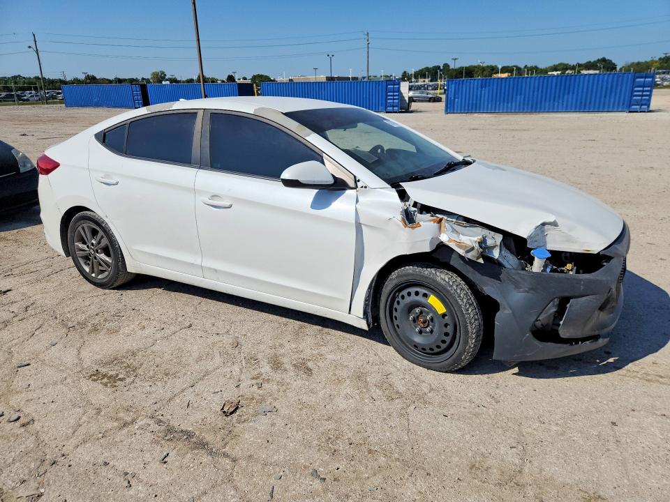 2017 Hyundai Elantra მანქანა იყიდება აუქციონზე, vin: 5NPD84LF0HH104682, აუქციონის ნომერი: 67678666