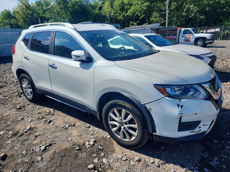 Продаж на аукціоні авто 2018 Nissan Rogue, vin: KNMAT2MV6JP613441, номер лоту: 65690016