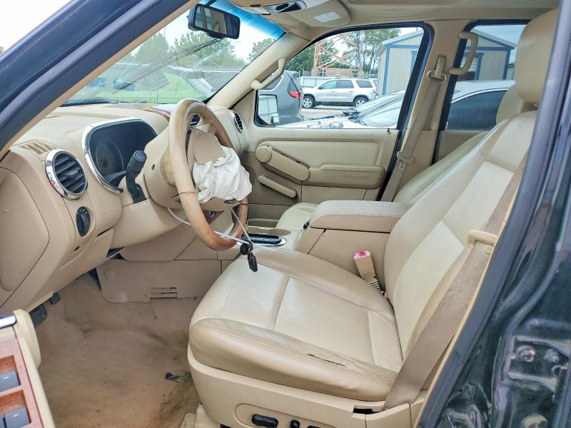 Продажа на аукционе авто 2006 Ford Explorer, vin: 1FMEU74E16UA61671, номер лота: 68543196