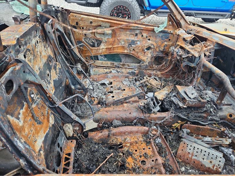 68432956 :رقم المزاد ، WDBKK65F21F221373 vin ، 2001 Mercedes-benz Slk مزاد بيع