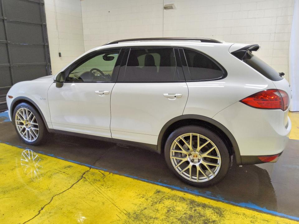Aukcja sprzedaży 2013 Porsche Cayenne, vin: WP1AE2A26DLA15784, numer aukcji: 68591666