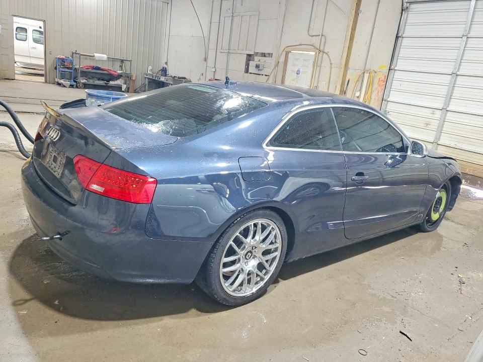69291696 :رقم المزاد ، WAUCFAFR7FA061921 vin ، 2015 Audi A5 مزاد بيع