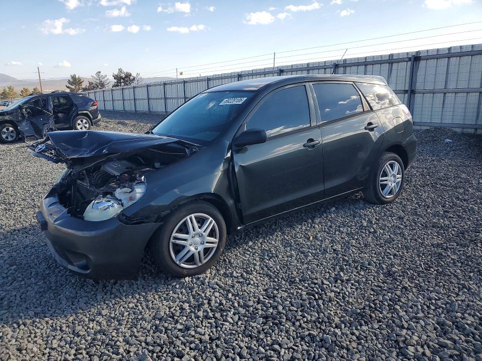 69228106 :رقم المزاد ، 2T1KR32EX5C384374 vin ، 2005 Toyota Matrix مزاد بيع