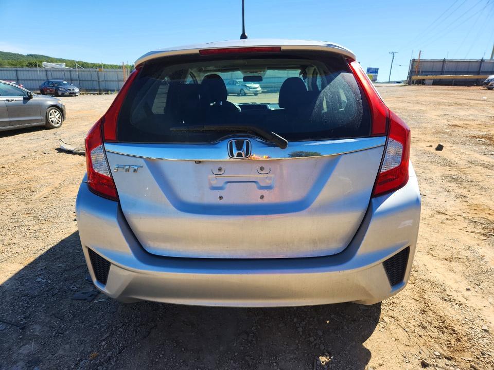 69928546 :رقم المزاد ، 3HGGK5H80FM775664 vin ، 2015 Honda Fit مزاد بيع