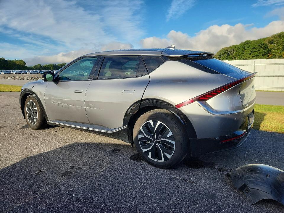 2024 Kia Ev6 მანქანა იყიდება აუქციონზე, vin: KNDC34LAXR5215319, აუქციონის ნომერი: 69417776