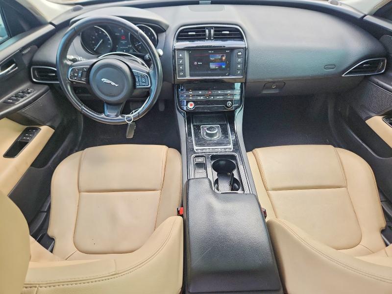 69518286 :رقم المزاد ، SAJAJ4FX8JCP21956 vin ، 2018 Jaguar Xe مزاد بيع