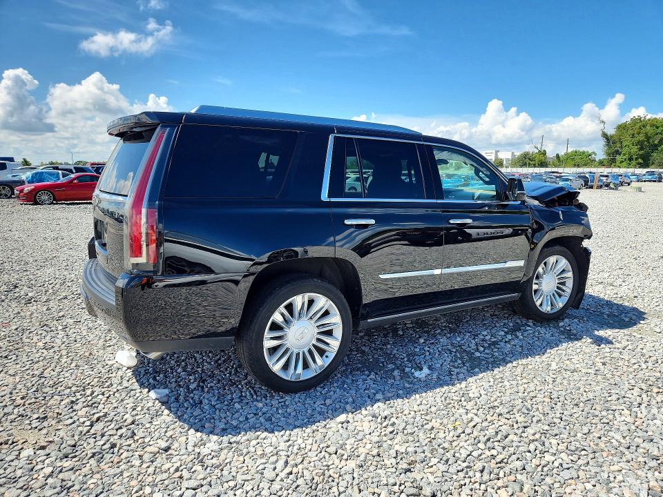 2020 Cadillac Escalade მანქანა იყიდება აუქციონზე, vin: 1GYS4DKJ9LR104104, აუქციონის ნომერი: 68548556