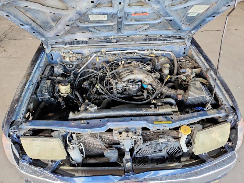 2000 Nissan Frontier მანქანა იყიდება აუქციონზე, vin: 1N6ED27Y2YC360105, აუქციონის ნომერი: 69244726