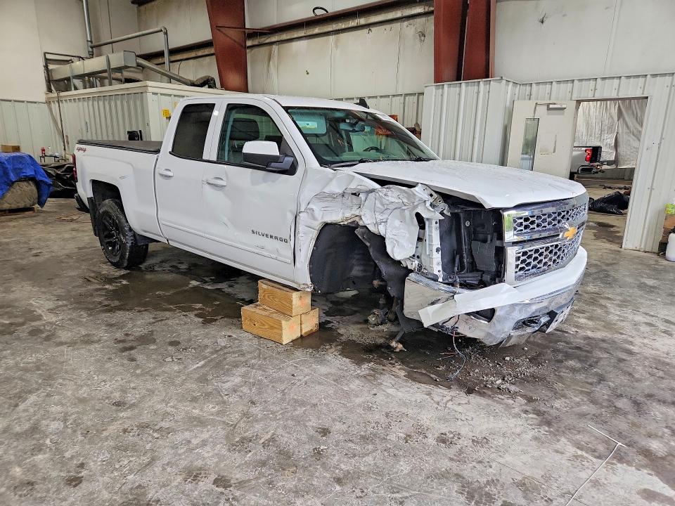 Продаж на аукціоні авто 2015 Chevrolet Silverado, vin: 1GCVKREC1FZ243358, номер лоту: 70893236