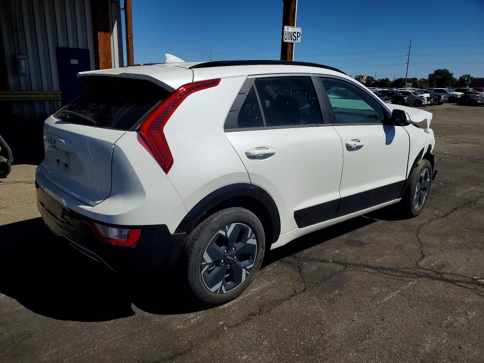 Продаж на аукціоні авто 2024 Kia Niro, vin: KNDCR3L13R5117869, номер лоту: 68077436