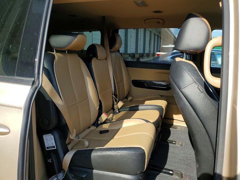 2017 Kia Sedona მანქანა იყიდება აუქციონზე, vin: KNDMC5C12H6256935, აუქციონის ნომერი: 68336586