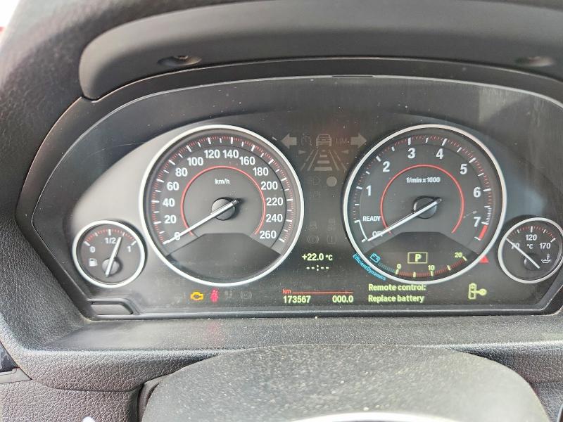 2013 Bmw 328 მანქანა იყიდება აუქციონზე, vin: WBA3B3C56DJ811282, აუქციონის ნომერი: 68248196