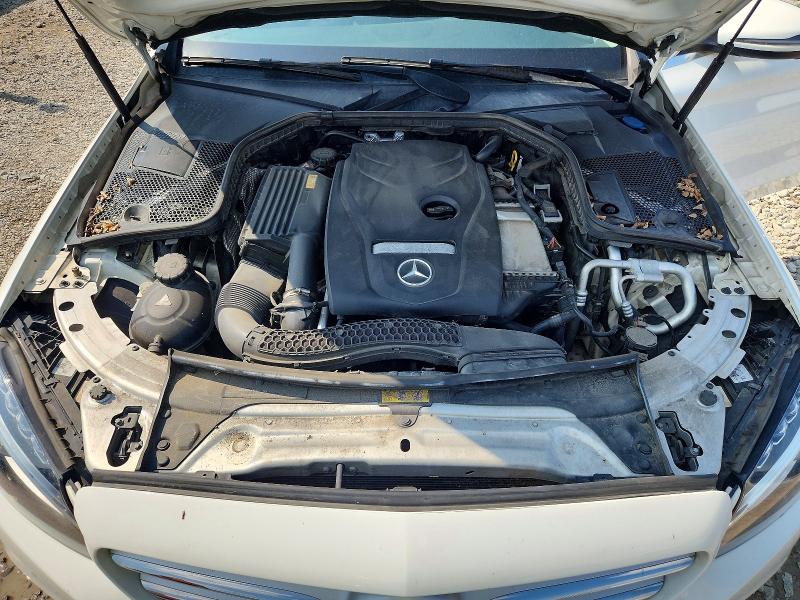 68396176 :رقم المزاد ، 55SWF4KB0GU175907 vin ، 2016 Mercedes-benz C مزاد بيع
