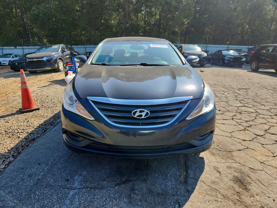 2014 Hyundai Sonata მანქანა იყიდება აუქციონზე, vin: 5NPEB4ACXEH935763, აუქციონის ნომერი: 68931236