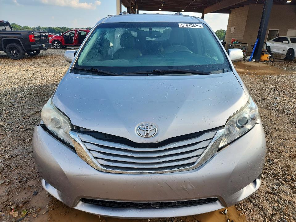 Aukcja sprzedaży 2016 Toyota Sienna, vin: 5TDKK3DC9GS714712, numer aukcji: 67919436