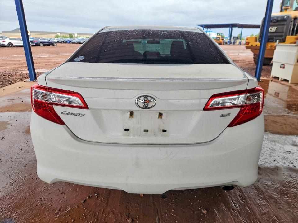 70895886 :رقم المزاد ، 4T1BF1FK5CU560398 vin ، 2012 Toyota Camry مزاد بيع