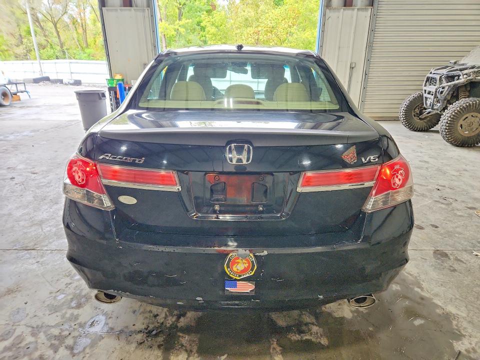 2011 Honda Accord მანქანა იყიდება აუქციონზე, vin: 1HGCP3F81BA021221, აუქციონის ნომერი: 70367746